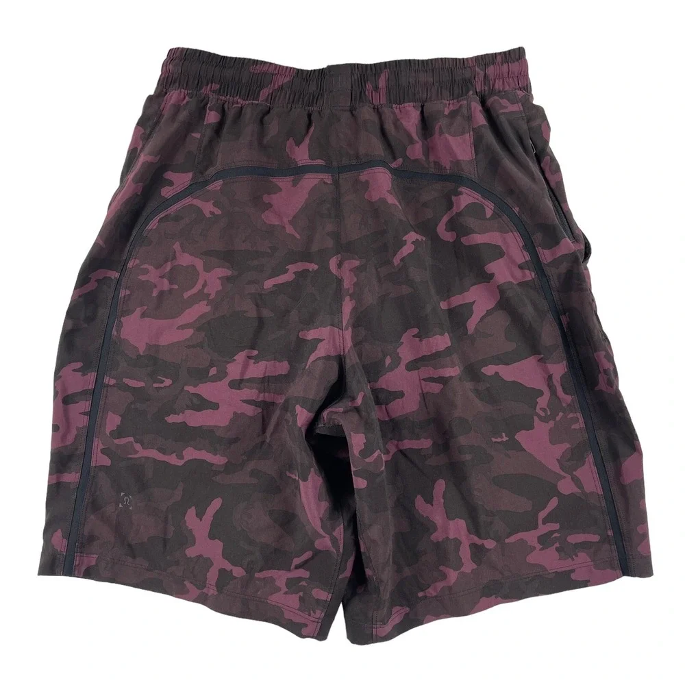 Lululemon Mens Purple Camo Performance Athletic Shorts Size Small 9 Inch Inseam